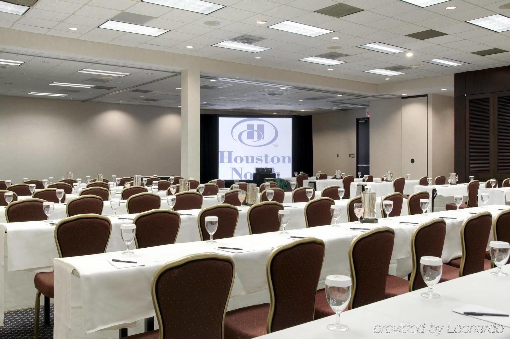 Hilton Houston North Hotel Съоръжения снимка